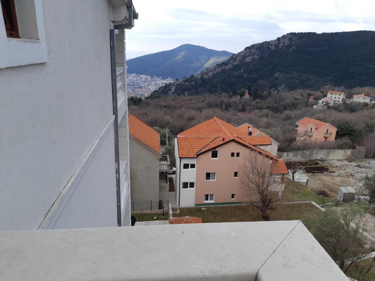 Vila Oaza Markovici بودفا المظهر الخارجي الصورة